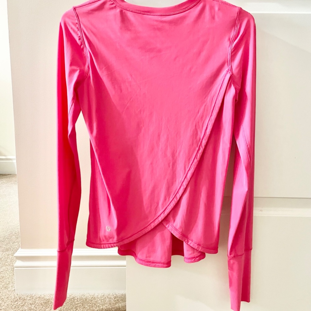 Lululemon *rare* hot pink long sleeve top